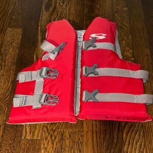 STEARNS Youth Red Life Jacket with Gray Straps 50-90lbs